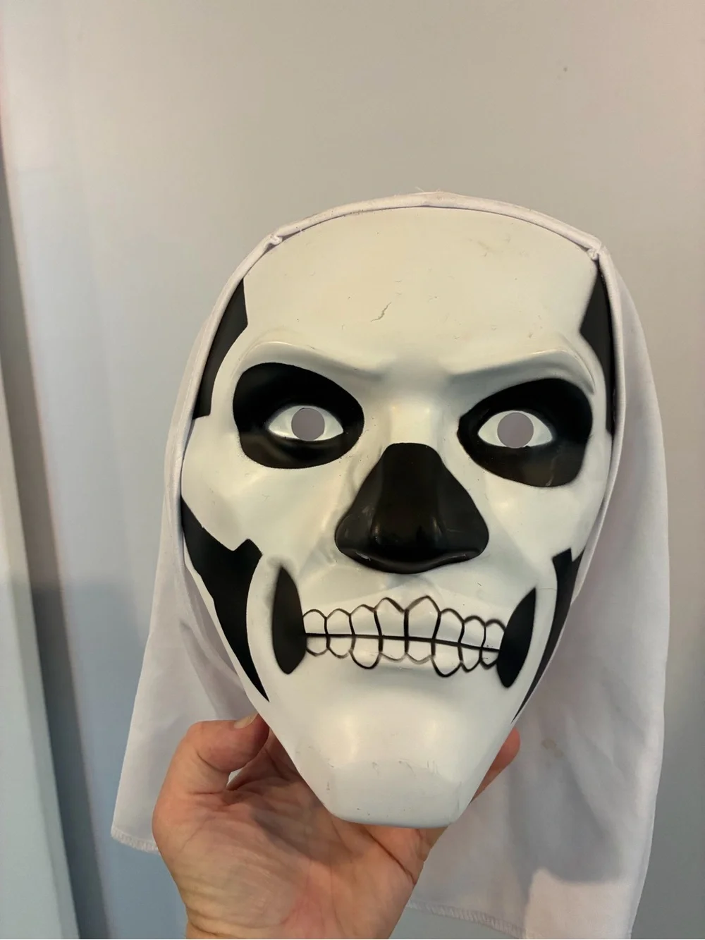Fortnite Skull Costume Mask - Ghostly Face